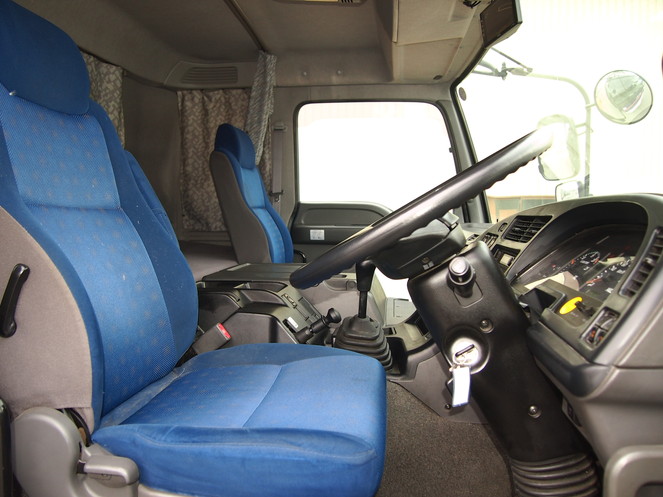 いすゞ  ウイング車 大型 PDG-CYL77V8 年式 H19[写真07]