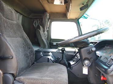 いすゞ  ユニック 大型 KL-CYJ51W3 年式 H13 [写真15]