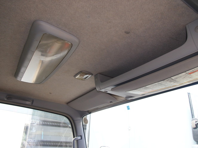 いすゞ エルフ バン車 小型 BKG-NMR85AN 年式 H19[写真14]