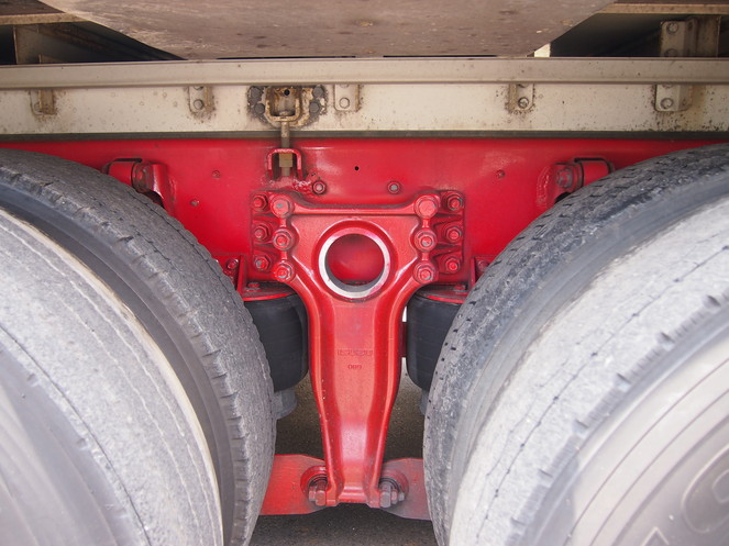 いすゞ ギガ ウイング車 大型 PJ-CYL51V5 年式 H17[写真16]