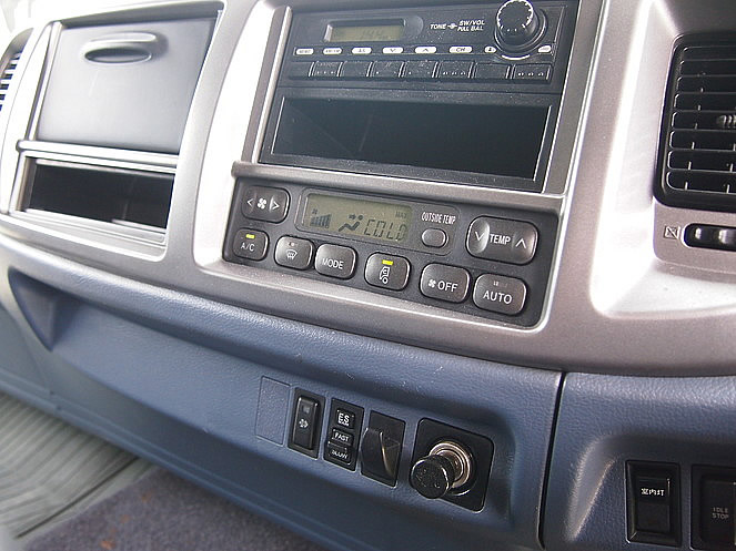 日野 レンジャープロ ウイング車 中型 BDG-FD8JLWA 年式 H20[写真18]