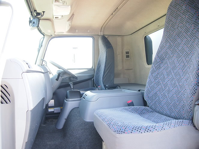 三菱ふそう ファイター ウイング車 中型 PA-FK64F 年式 H19[写真20]