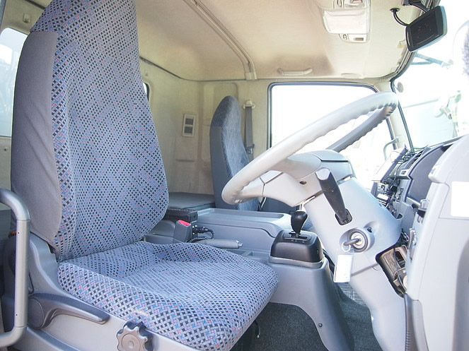 三菱ふそう ファイター ウイング車 中型 PA-FK64F 年式 H19[写真14]