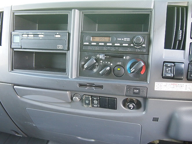 いすゞ フォワード 平ボディ 中型 PDG-FRR34S2 年式 H20[写真16]