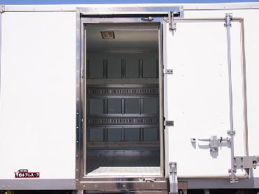 三菱ふそう キャンター 冷凍バン 小型 PDG-FE82D 年式 H20 [写真09]