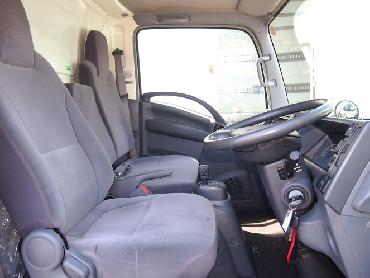 いすゞ エルフ バン車 小型 BKG-NMR85AN 年式 H19 [写真11]