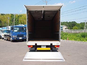 三菱ふそう ファイター ウイング車 中型 PA-FK64F 年式 H19 [写真11]