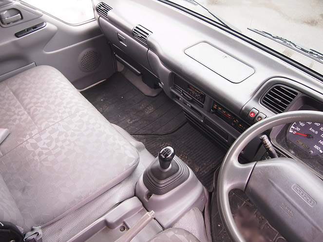 いすゞ エルフ バン車 小型 PB-NPR81AN 年式 H19[写真15]