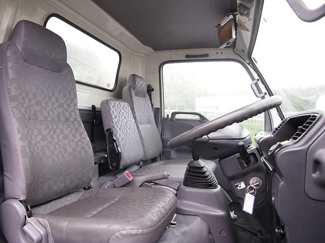 いすゞ エルフ バン車 小型 PA-NPR81N 年式 H18[写真11]