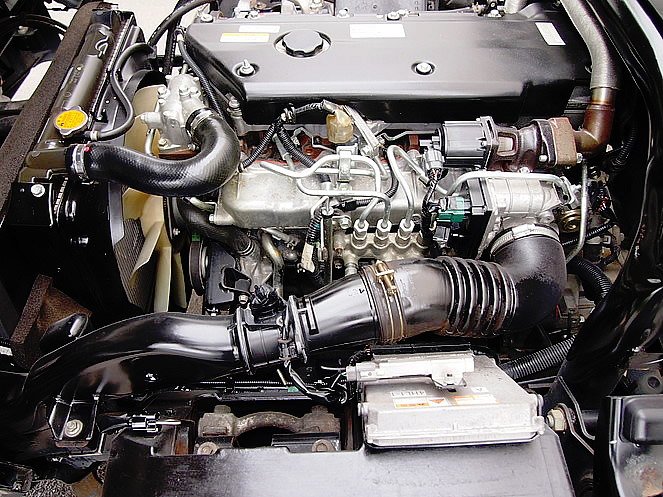 いすゞ エルフ バン車 小型 PB-NPR81AN 年式 H19[写真18]