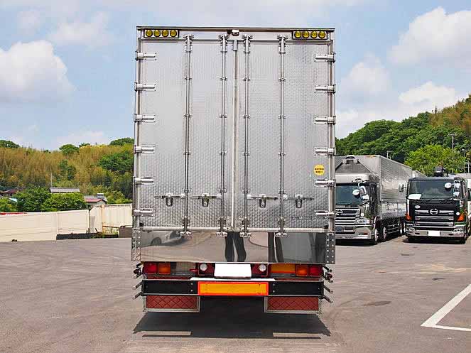 いすゞ ギガ ウイング車 大型 PJ-CYL51V5 年式 H17[写真10]