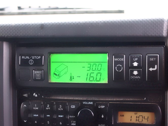 いすゞ フォワード 冷凍バン 中型 PKG-FRR90S2 年式 H19[写真14]