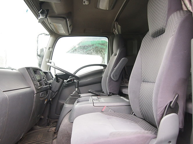 いすゞ フォワード 冷凍バン 中型 PKG-FRR90S2 年式 H19[写真16]