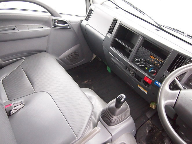 いすゞ エルフ バン車 小型 BKG-NMR85AN 年式 H19[写真12]