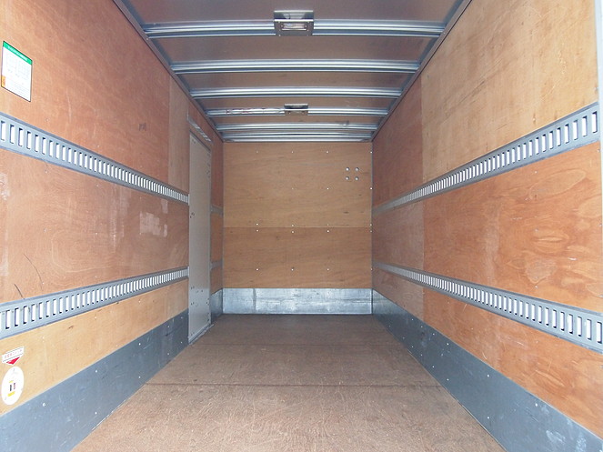 いすゞ エルフ バン車 小型 BKG-NMR85AN 年式 H19[写真10]