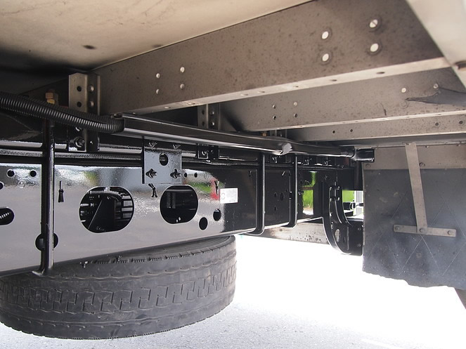 いすゞ フォワード 冷凍ウイング 中増t PKG-FSR34T2 年式 H19[写真23]