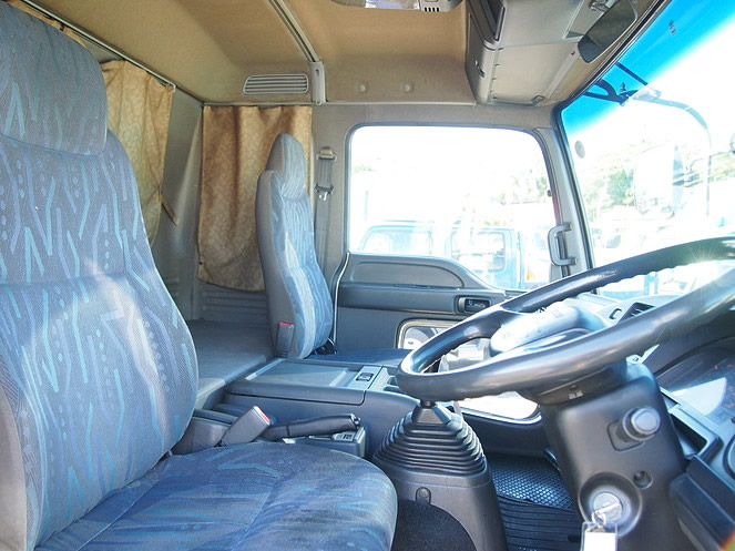 いすゞ フォワード 冷凍バン 中型 KK-FRR35K4 年式 H15[写真14]