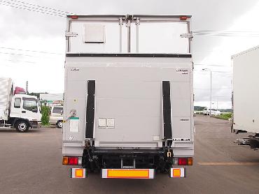 いすゞ エルフ バン車 小型 PA-NPR81N 年式 H18 [写真08]