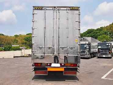 いすゞ ギガ ウイング車 大型 PJ-CYL51V5 年式 H17 [写真10]