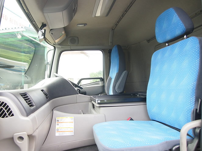 UDトラックス クオン ウイング車 大型 PKG-CG4ZA 年式 H19[写真10]