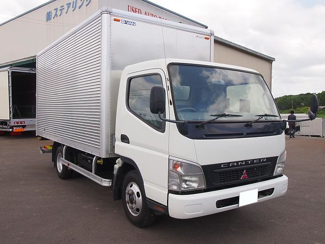 三菱ふそう キャンター バン車 小型 PA-FE82DEV 年式 H18[写真01]
