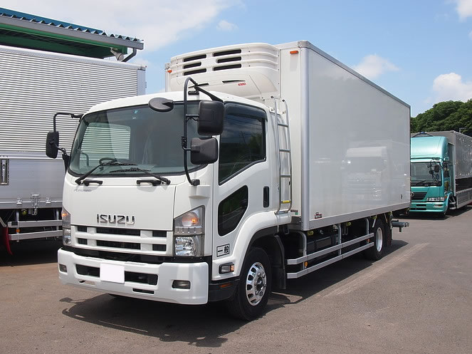 いすゞ フォワード 冷凍バン 中型 PKG-FRR90S2 年式 H19[写真03]
