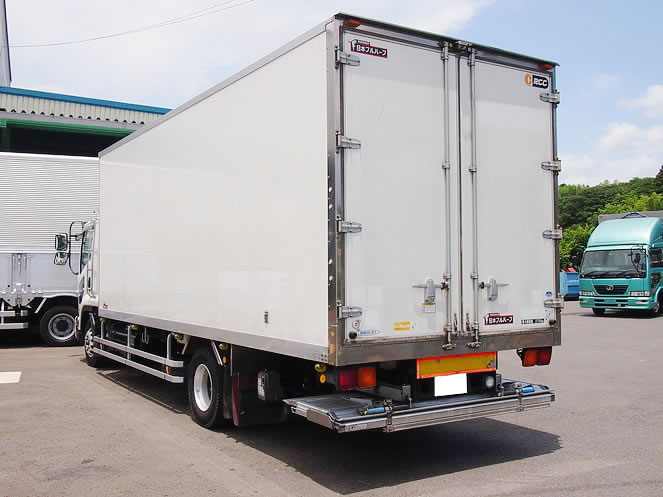 いすゞ フォワード 冷凍バン 中型 PKG-FRR90S2 年式 H19[写真04]