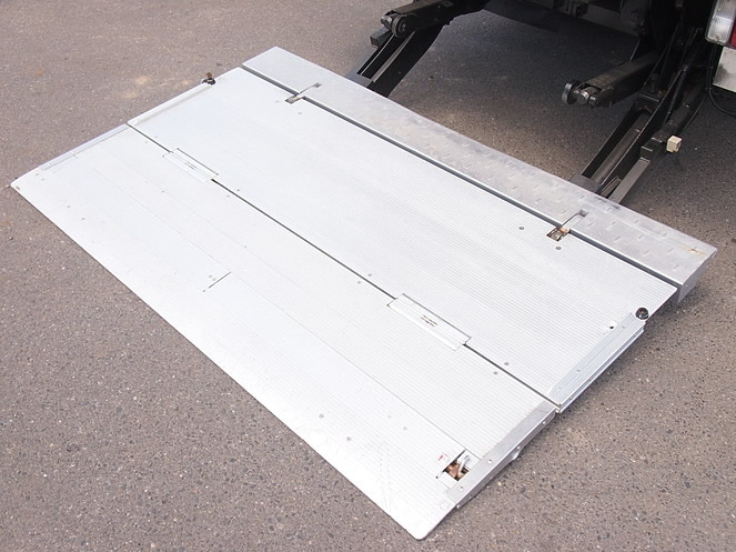 三菱ふそう キャンター バン車 小型 PA-FE82DEV 年式 H19[写真10]