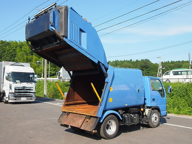 いすゞ エルフ パッカー 小型 PB-NKR81AN 年式 H17[写真05]