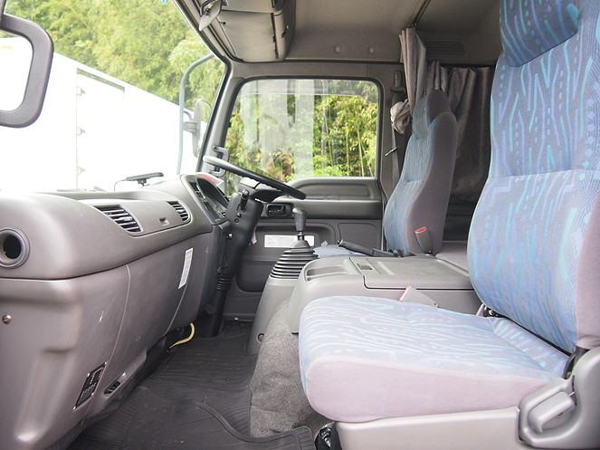 いすゞ フォワード ウイング車 中型 PA-FRR34L4 年式 H16[写真15]