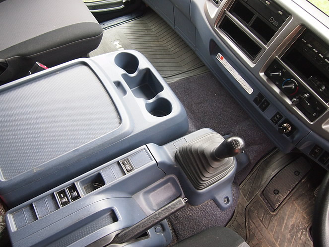 日野 レンジャー ウイング車 中型 BKG-FD7JPYA 年式 H22[写真09]