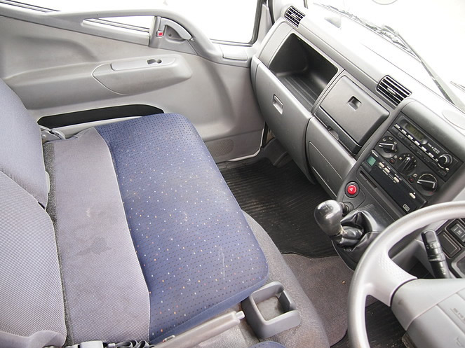 三菱ふそう キャンター バン車 小型 PDG-FE74DV 年式 H19[写真11]