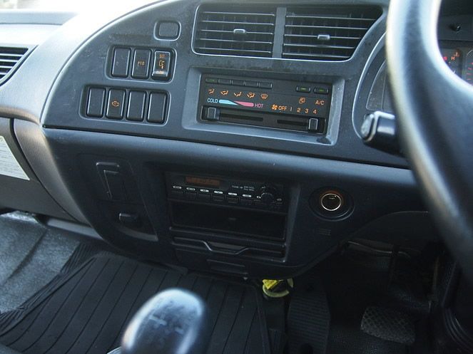 いすゞ フォワード パッカー 中型 PB-FRR35E3S 年式 H19[写真20]