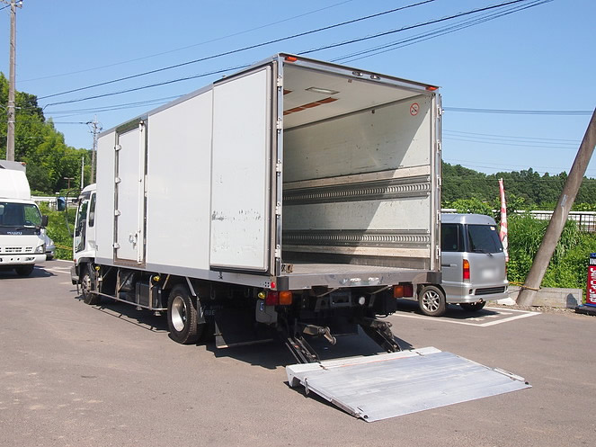 いすゞ フォワード 冷凍バン 中型 KK-FRR35K4 年式 H15[写真10]