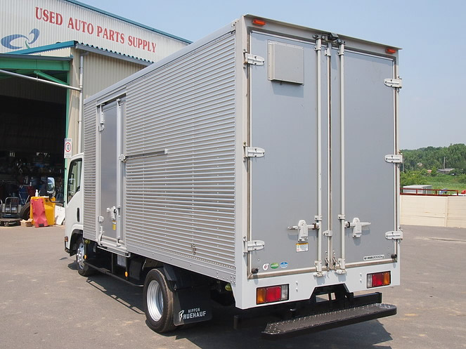 いすゞ エルフ バン車 小型 BKG-NMR85AN 年式 H19[写真04]