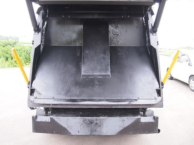 いすゞ エルフ パッカー 小型 KR-NKR81LV 年式 H16[写真13]