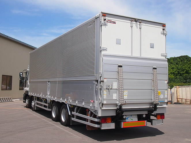 いすゞ  ウイング車 大型 PJ-CYJ77W6 年式 H18[写真03]