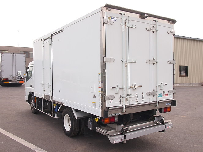 三菱ふそう キャンター 冷凍バン 小型 PA-FE82DEV 年式 H17[写真04]