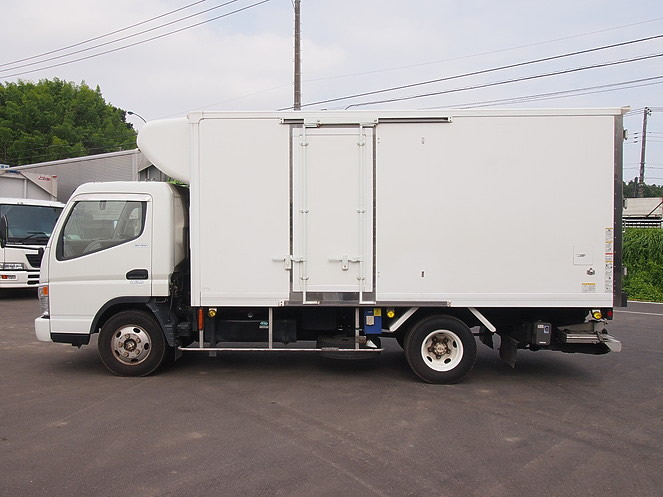 三菱ふそう キャンター 冷凍バン 小型 PA-FE82DEV 年式 H17[写真07]