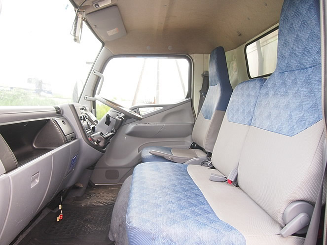 三菱ふそう キャンター 冷凍バン 小型 PA-FE82DEV 年式 H17[写真19]