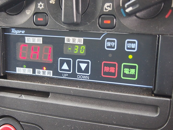 三菱ふそう キャンター 冷凍バン 小型 PA-FE82DEV 年式 H17[写真18]