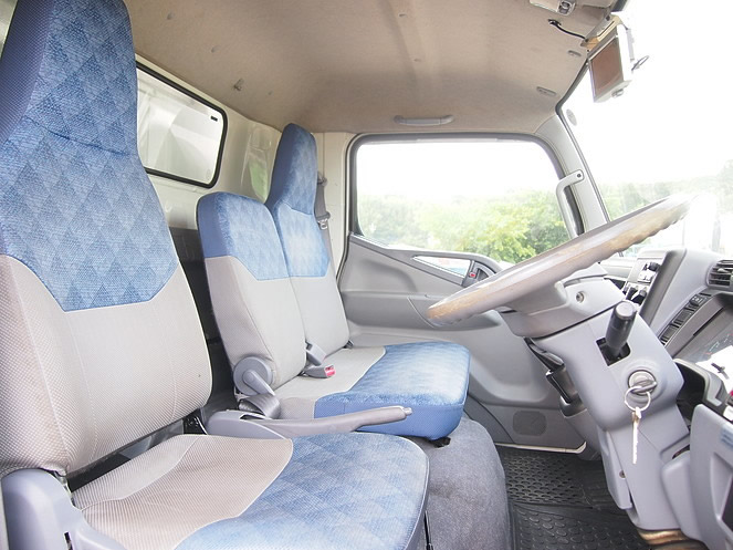 三菱ふそう キャンター 冷凍バン 小型 PA-FE82DEV 年式 H17[写真15]