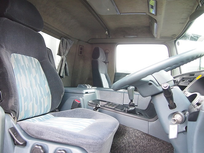 三菱ふそう スーパーグレート ウイング車 大型 KL-FU54JUZ 年式 H13[写真13]