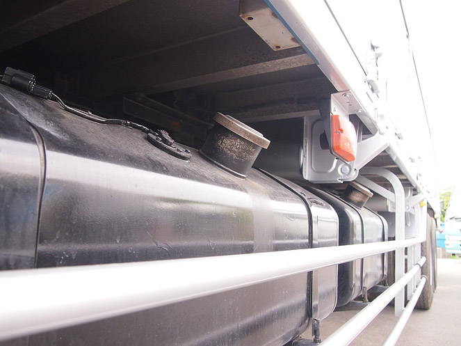 三菱ふそう スーパーグレート ウイング車 大型 KL-FU54JUZ 年式 H13[写真27]