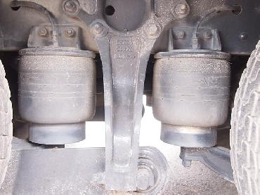 UDトラックス クオン ウイング車 大型 PKG-CG4ZA 年式 H19 [写真16]