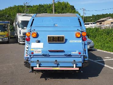 いすゞ エルフ パッカー 小型 PB-NKR81AN 年式 H17 [写真09]