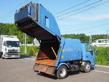 いすゞ エルフ パッカー 小型 PB-NKR81AN 年式 H17 [写真05]