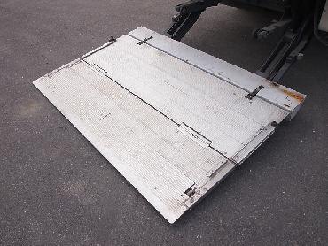 三菱ふそう キャンター 冷凍バン 小型 PA-FE82DEV 年式 H17 [写真10]