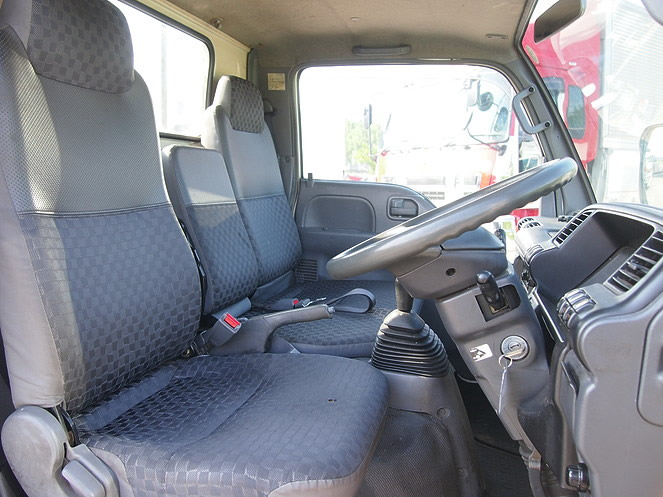 いすゞ エルフ 平ボディ 小型 PB-NKR81A 年式 H18[写真13]