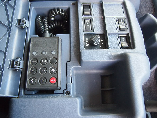 日野 グランドプロフィア ウイング車 大型 ADG-FW1EXYJ 年式 H18[写真23]